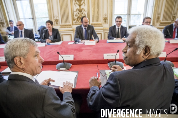 Réunion sur le référendum d autodétermination en Nouvelle-Calédonie à Matignon