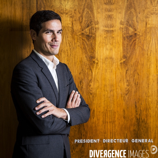 Mathieu GALLET, PDG de Radio-France dans son bureau de la maison de la radio.