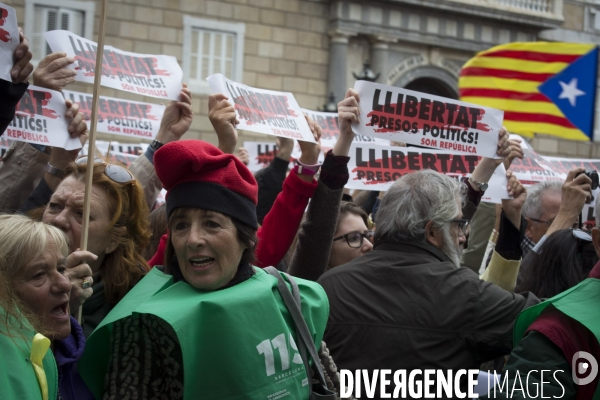 Catalogne: Un pays arrêté !