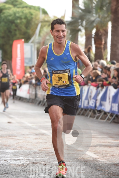 David Lisnard, participe au marathon Nice Cannes