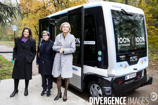 Une nouvelle navette électrique autonome sans chauffeur au bois de Vincennes.