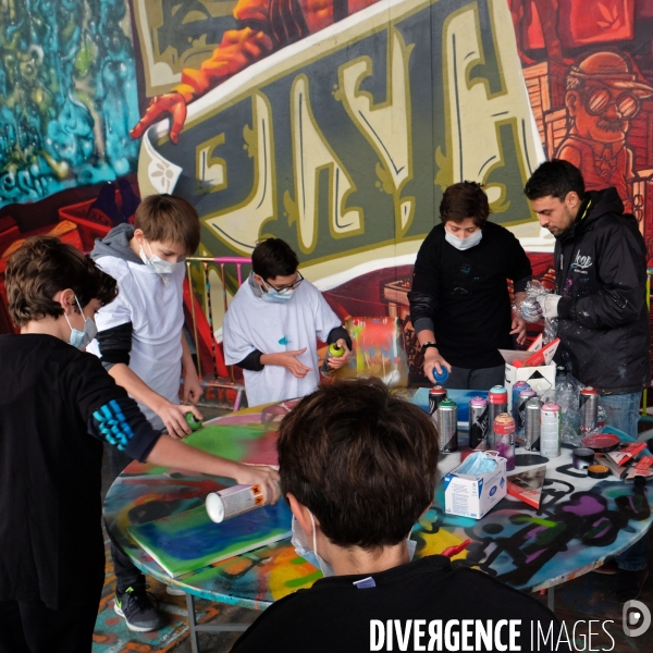 A l Aerosol,friche sncf,brocante solidaire et street art a l occasion des un an du labelemmaus