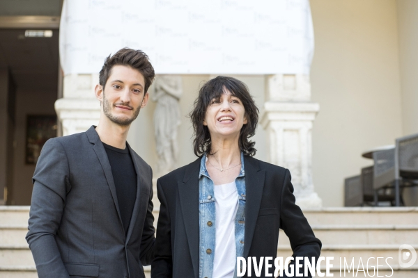 Le film LA PROMESSE DE L AUBE de Eric Barbier, avec Charlotte Gainsbourg et Pierre Niney.