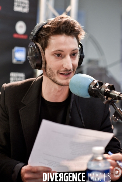 Le film LA PROMESSE DE L AUBE de Eric Barbier, avec Charlotte Gainsbourg et Pierre Niney.