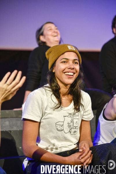 Film La fête est finie, de Marie Garel-Weiss avec Clémence Boisnard et Zita Hanrot.