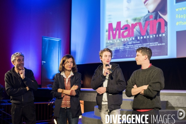 Film MARVIN OU LA BELLE EDUCATION de Anne Fontaine, avec Finnegan Oldfield et Jules Poirier.