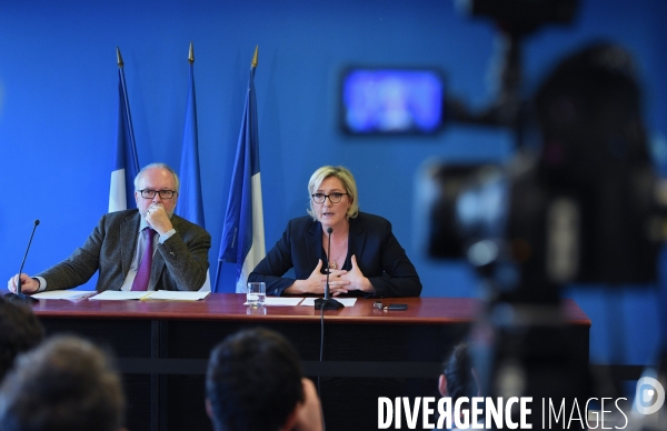 Marine Le Pen dénonce une fatwa bancaire