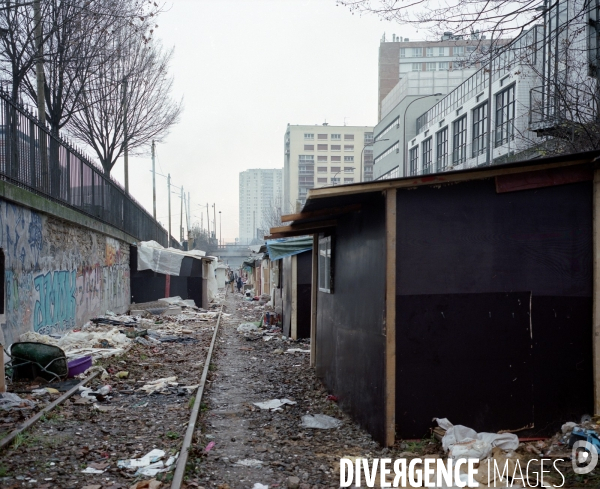 Bidonville de la petite ceinture du nord de Paris