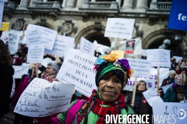 Manifestation contre les violences faites aux femmes.