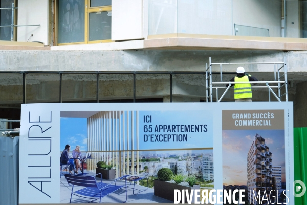 Immeuble en construction dans la zac Clichy Batignolles