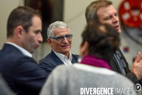 Fondation de Générations autour de Benoît Hamon
