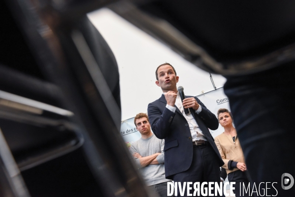 Fondation de Générations autour de Benoît Hamon