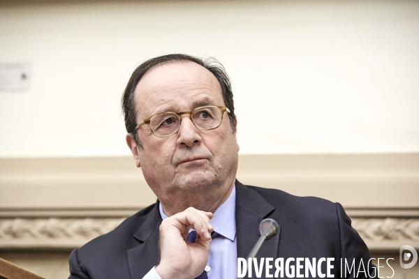 François Hollande au colloque Pierre Mauroy à l Assemblée Nationale