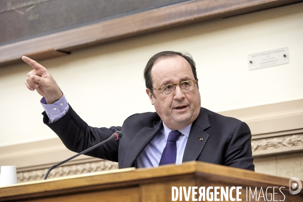 François Hollande au colloque Pierre Mauroy à l Assemblée Nationale