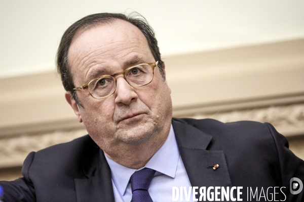 François Hollande au colloque Pierre Mauroy à l Assemblée Nationale