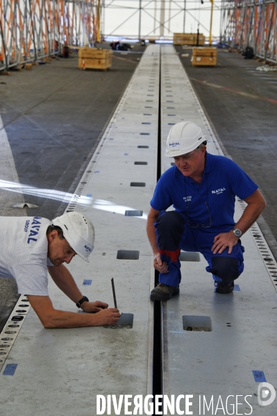 TOULON : Refonte du Porte-Avions CHARLES de GAULLE.