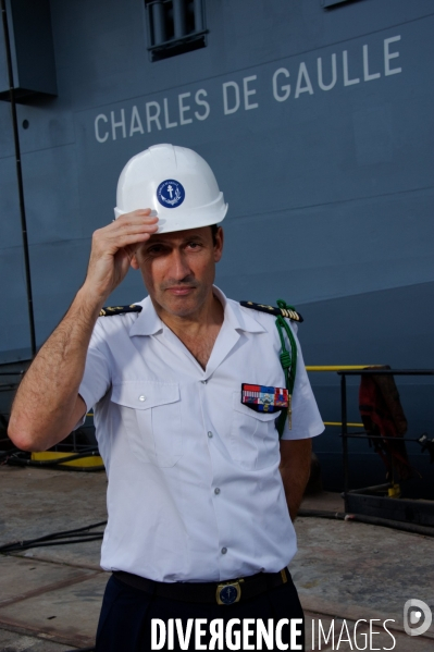 TOULON : Refonte du Porte-Avions CHARLES de GAULLE.