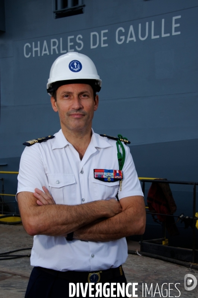 TOULON : Refonte du Porte-Avions CHARLES de GAULLE.