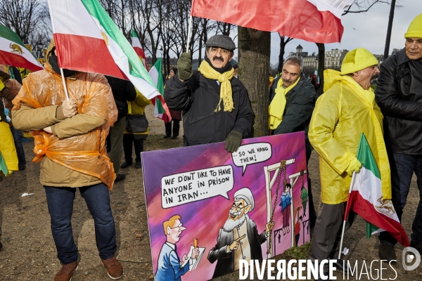 Manifestation contre le regime des ayatollahs iraniens