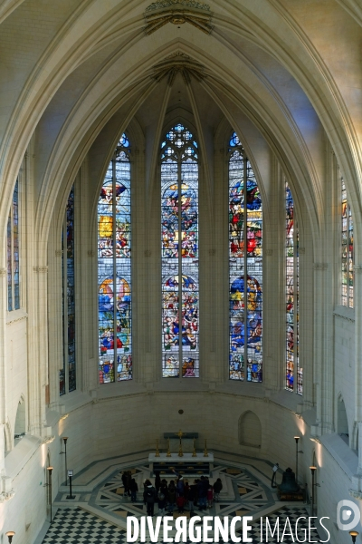 Apres 15 ans de travaux, la Sainte - Chapelle de Vincennes est restauree