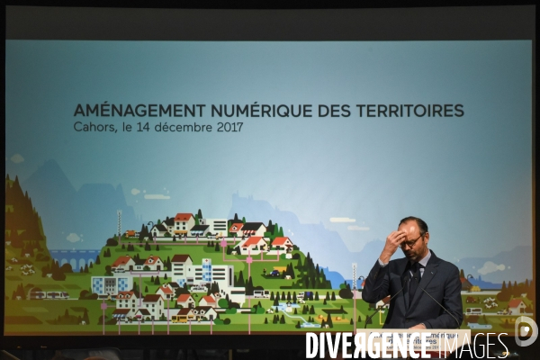 Edouard Phillipe, plan numérique et Conférence des territoires
