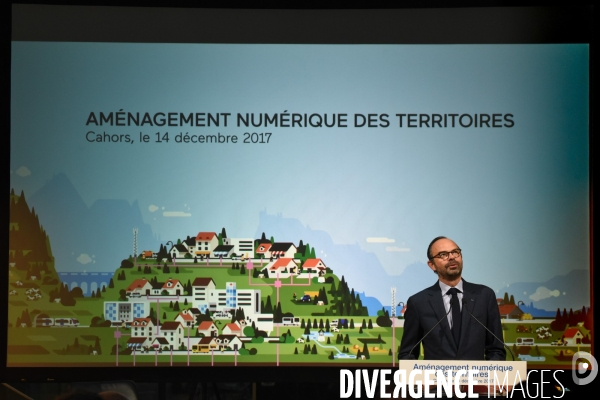 Edouard Phillipe, plan numérique et Conférence des territoires