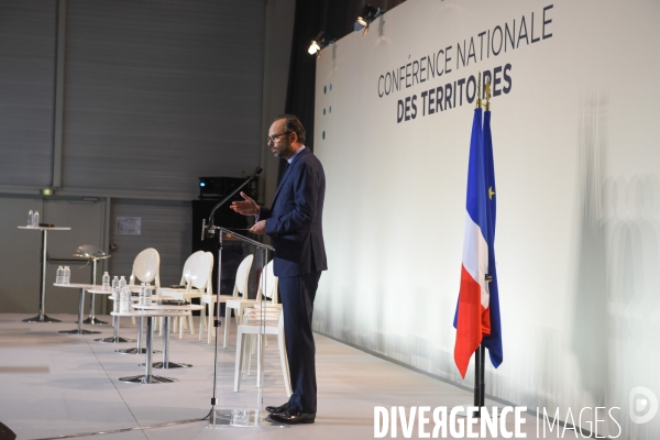 Edouard Phillipe, plan numérique et Conférence des territoires