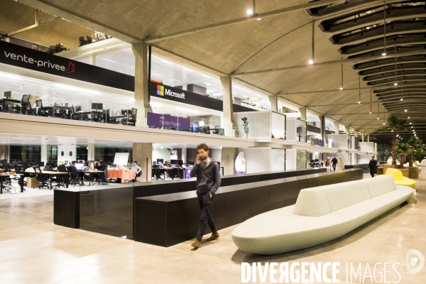 La Station F, le plus grand incubateur de start-up au monde.