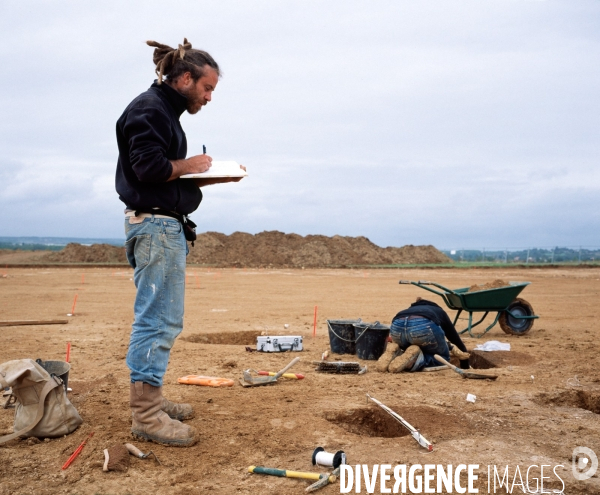 Archéologie, Fouilles aux environs de Poitiers