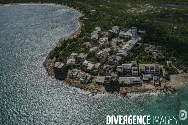 Batiments détruits sur la côte de St-Martin