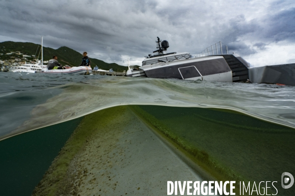 Bateau coulé lors du passage de l ouragan Irma