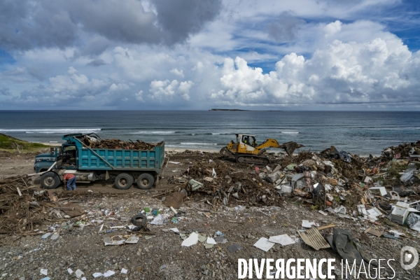 Décharge à ciel ouvert à St-Martin