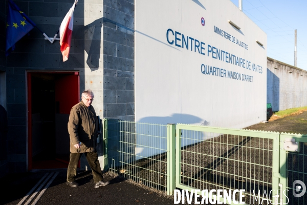 Visite d un aumônier à la prison de Nantes