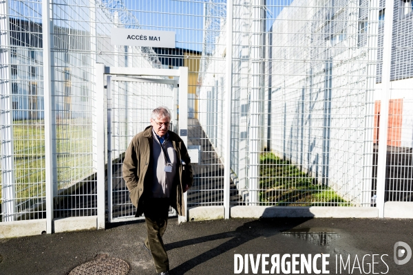 Visite d un aumônier à la prison de Nantes