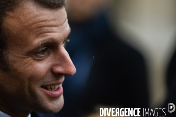 Emmanuel Macron. Prise d armes  aux Invalides