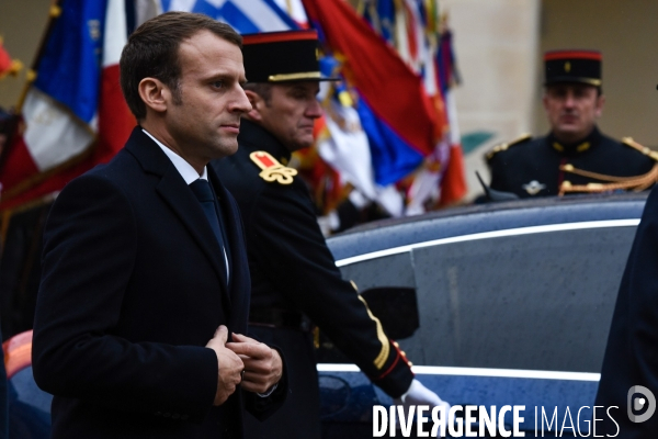 Emmanuel Macron. Prise d armes  aux Invalides