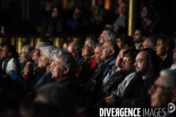 Toujours Charlie. Débat aux Folies bergère