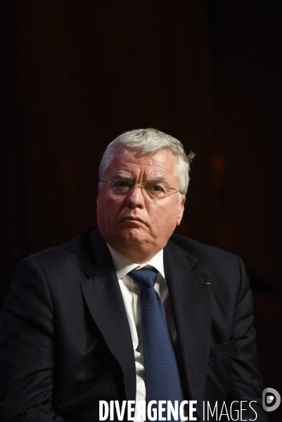 Toujours Charlie. Débat aux Folies bergère