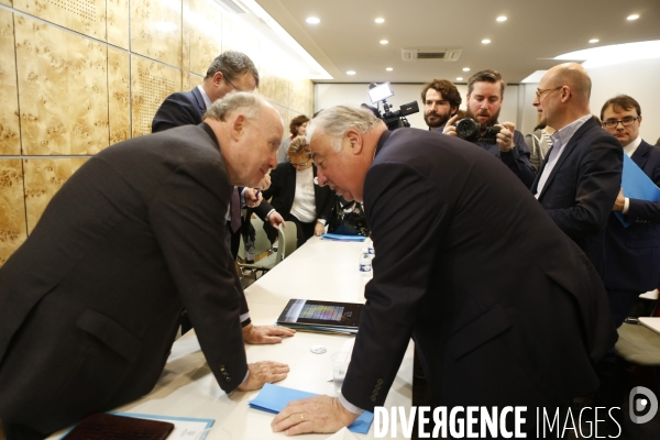 Conference de presse des presidents des conseils departementaux de petite et grande couronne d ILE de FRANCE contre le projet du GRAND PARIS.