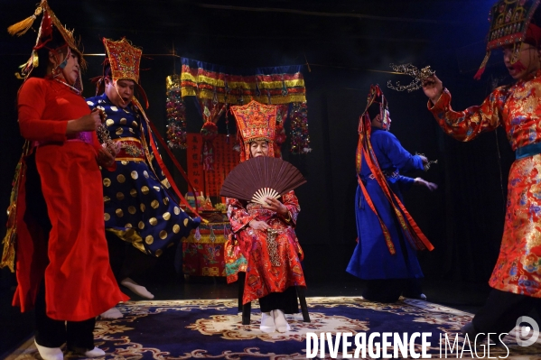 VIETNAM : Le THEN, rituels chamaniques des TAY et NUNG