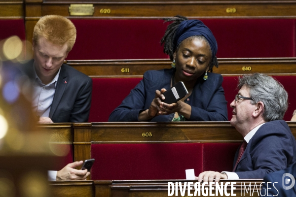 Séance de questions au gouvernement à l Assemblée Nationale.