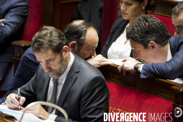 Séance de questions au gouvernement à l Assemblée Nationale.