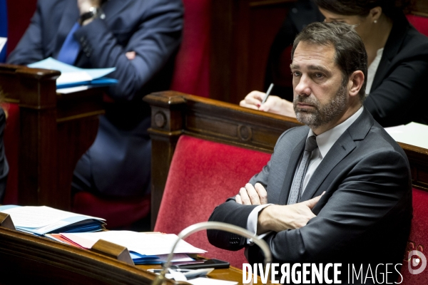 Séance de questions au gouvernement à l Assemblée Nationale.