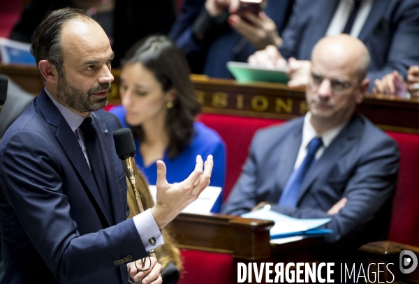 Séance de questions au gouvernement à l Assemblée Nationale.