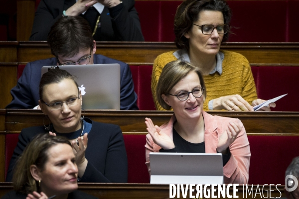 Séance de questions au gouvernement à l Assemblée Nationale.