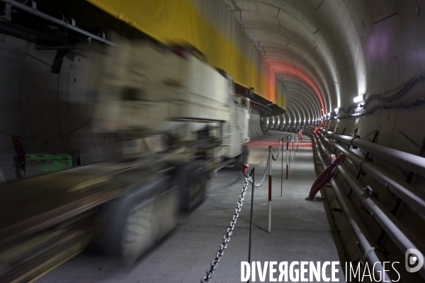 Chantier souterrain de prolongation de la Ligne 14 du métro parisien vers Clichy, le 21/12/2017.