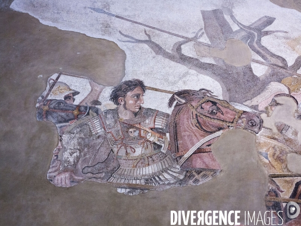 Pompei et Herculanum, deux villes détruites par l éruption de Vésuve en 79 après JC.