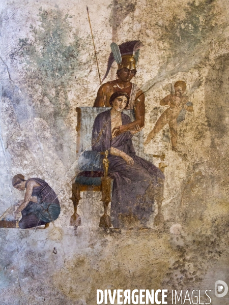 Pompei et Herculanum, deux villes détruites par l éruption de Vésuve en 79 après JC.