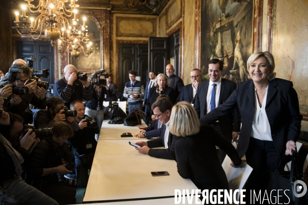 Conférence de presse de Marine LE PEN et Nicolas BAY.