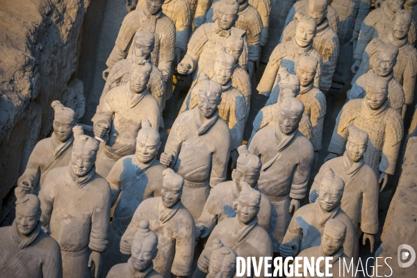 L armée de terre cuite dans le mausolée de l empereur Qin à Xi an en Chine